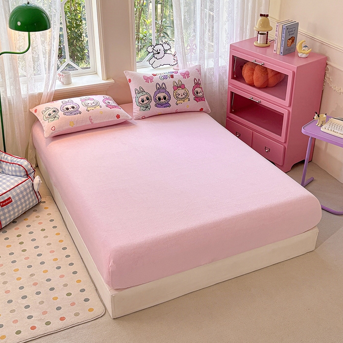 91家纺网 家纺一手货源 找家纺 ds生活馆 2025新款大版高克重双面牛奶绒四件套 缤纷拉布布