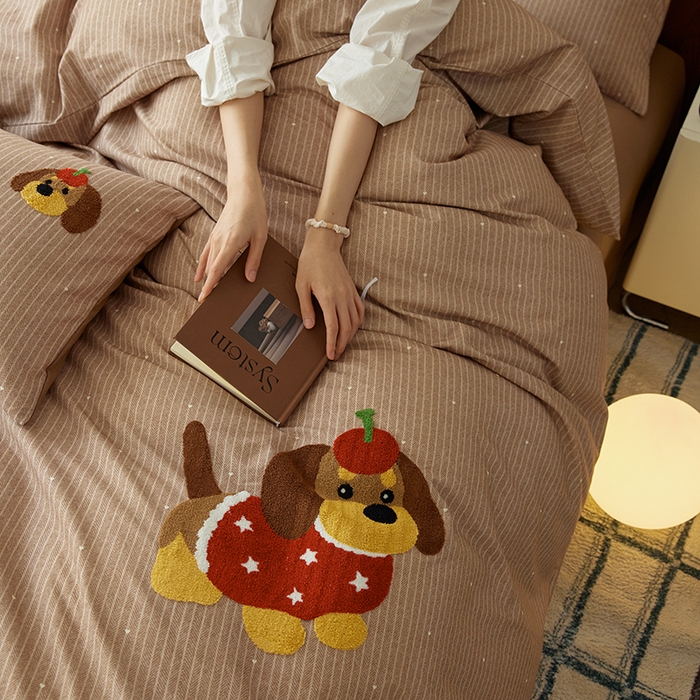 91家纺网 家纺一手货源 找家纺 千朵森 2025新款卡通毛巾绣全棉纯棉磨毛四件套 德瑞拉-小迪