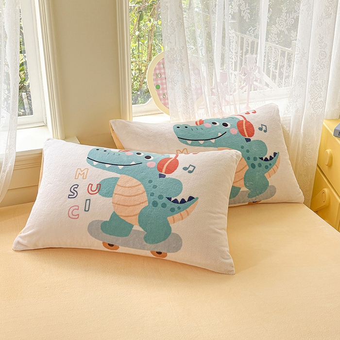 91家纺网 家纺一手货源 找家纺 ds生活馆 2025新款大版高克重双面牛奶绒四件套 滑板鳄鱼