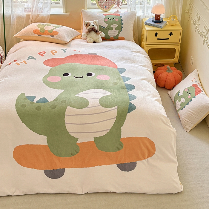 91家纺网 家纺一手货源 找家纺 ds生活馆 2025新款大版高克重双面牛奶绒四件套 滑板恐龙