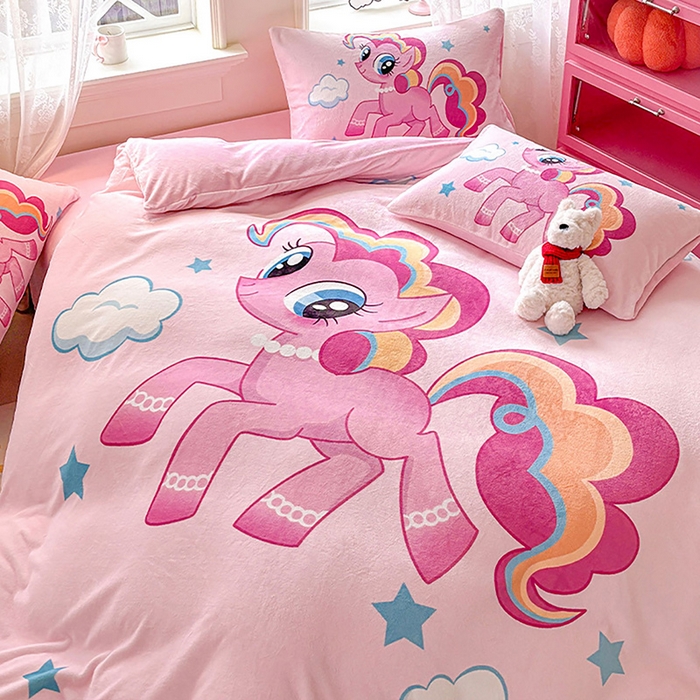 91家纺网 家纺一手货源 找家纺 ds生活馆 2025新款大版高克重双面牛奶绒四件套 开心小马