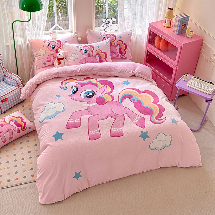 91家纺网 家纺一手货源 找家纺 ds生活馆 2025新款大版高克重双面牛奶绒四件套 开心小马