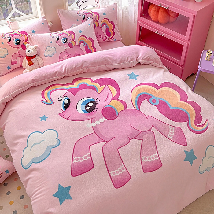 91家纺网 家纺一手货源 找家纺 ds生活馆 2025新款大版高克重双面牛奶绒四件套 开心小马