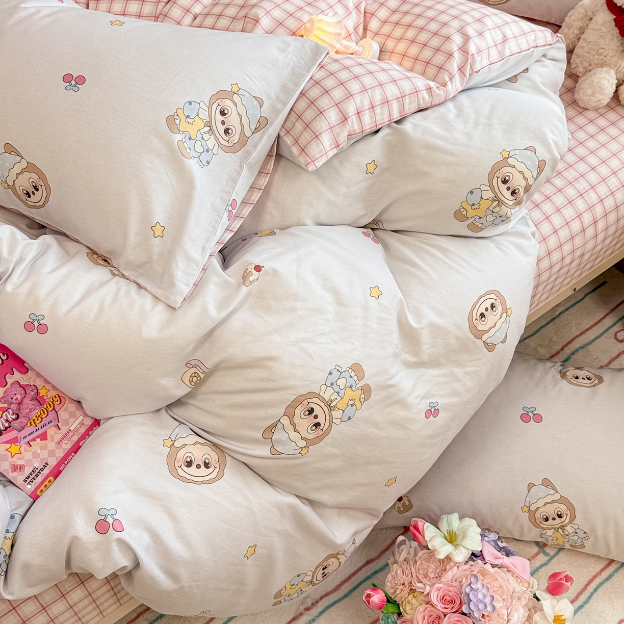 91家纺网 家纺一手货源 找家纺 呗旺鹿 2025新款全棉纯棉大眼娃娃毛巾绣四件套第二波 奶蓝色晚安大眼娃娃