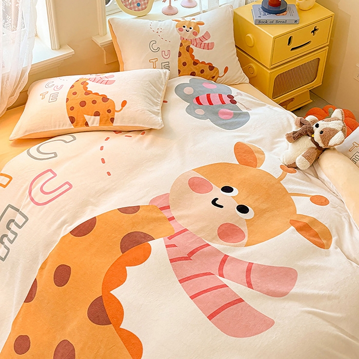 91家纺网 家纺一手货源 找家纺 ds生活馆 2025新款大版高克重双面牛奶绒四件套 长颈鹿