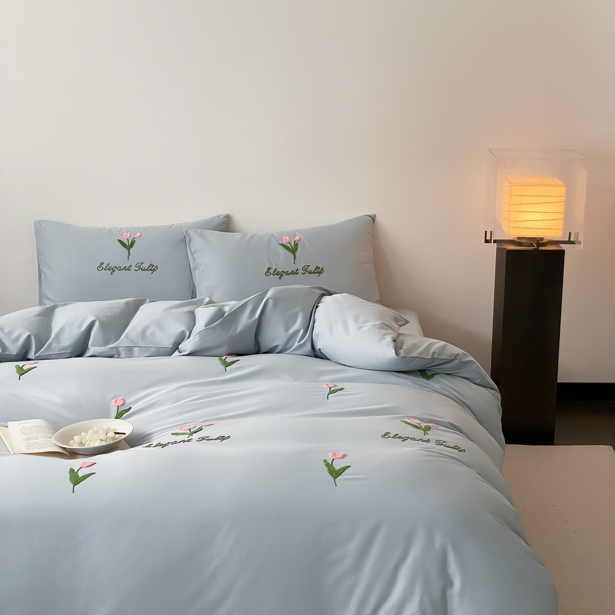 91家纺网 家纺一手货源 找家纺 三味舒屋 2025新款全棉纯棉水洗棉毛巾绣四件套 郁支浪漫-兰