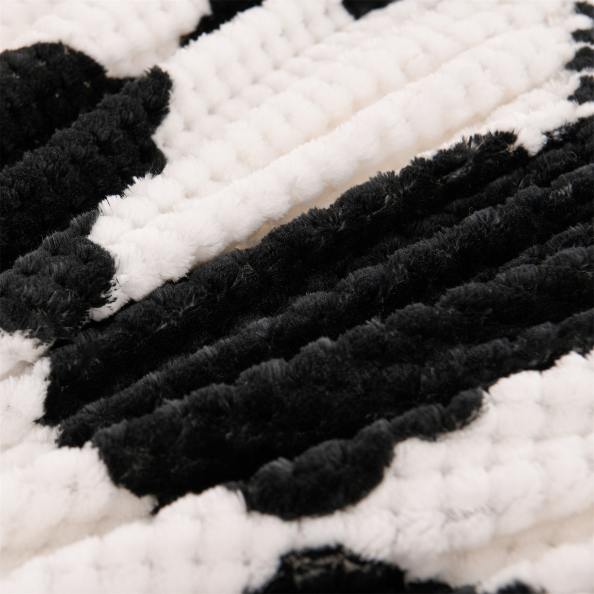 91家纺网 家纺一手货源 找家纺 （总）云木里 2025新款速暖豆豆绒夹棉床笠