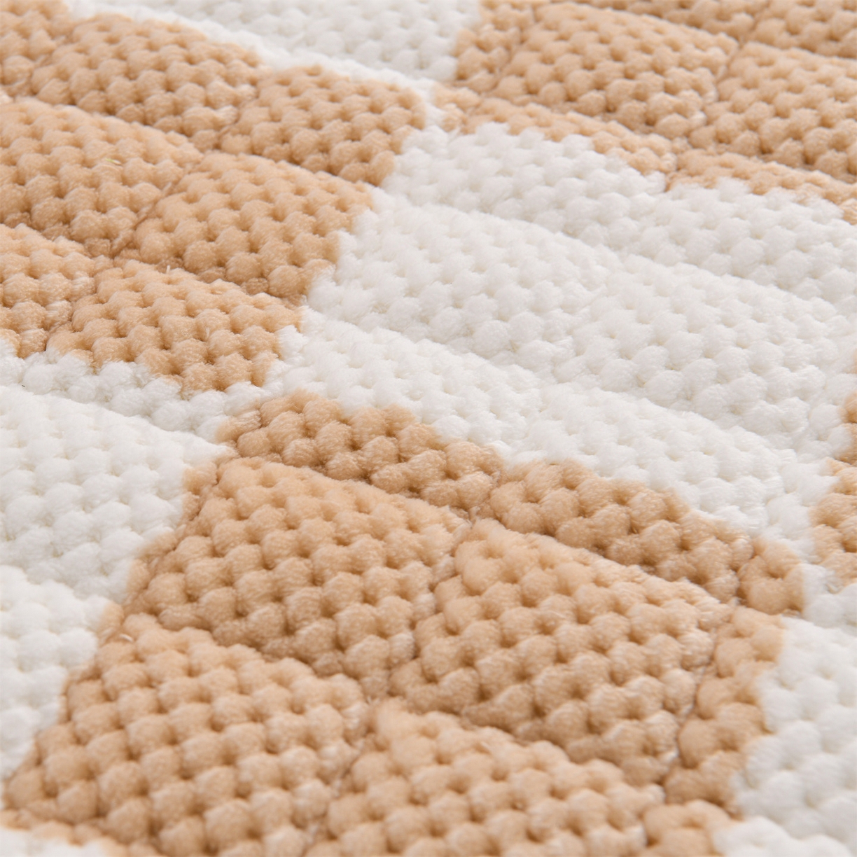 91家纺网 家纺一手货源 找家纺 云木里 2025新款速暖豆豆绒夹棉床笠 卡其