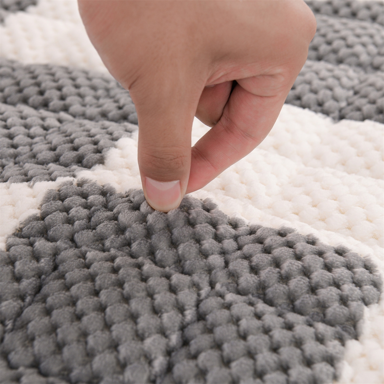 91家纺网 家纺一手货源 找家纺 云木里 2025新款速暖豆豆绒夹棉床笠 浅灰