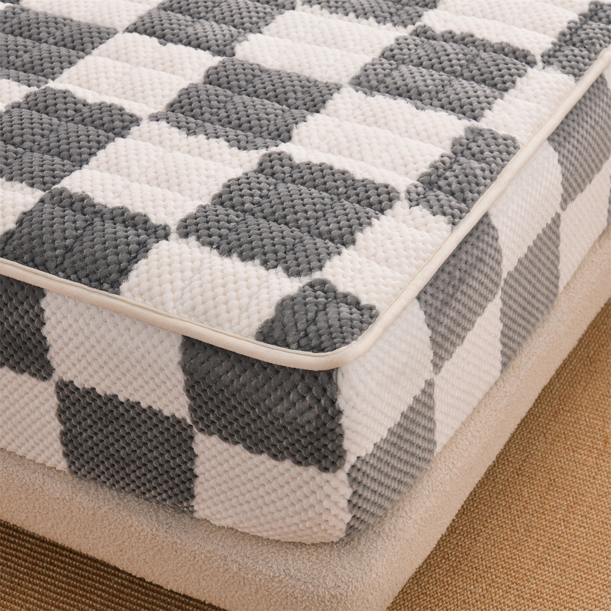 91家纺网 家纺一手货源 找家纺 云木里 2025新款速暖豆豆绒夹棉床笠 浅灰