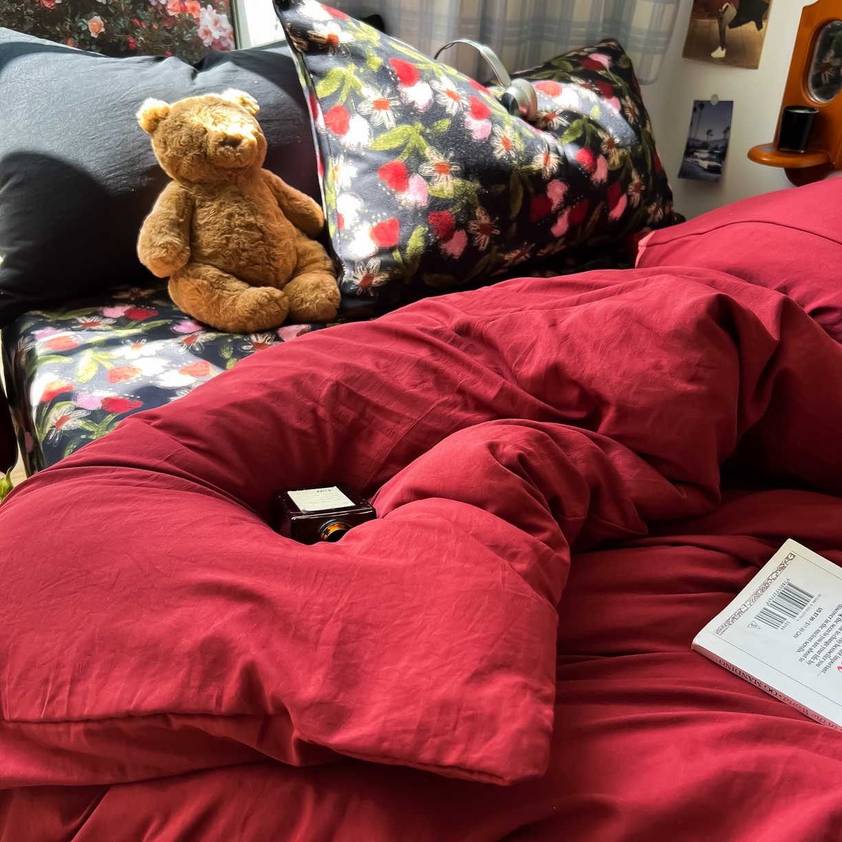 91家纺网 家纺一手货源 找家纺 （总）花伞家居 2025新款小众高级感纯色花卉拼色加厚水洗棉四件套【提供买家秀】