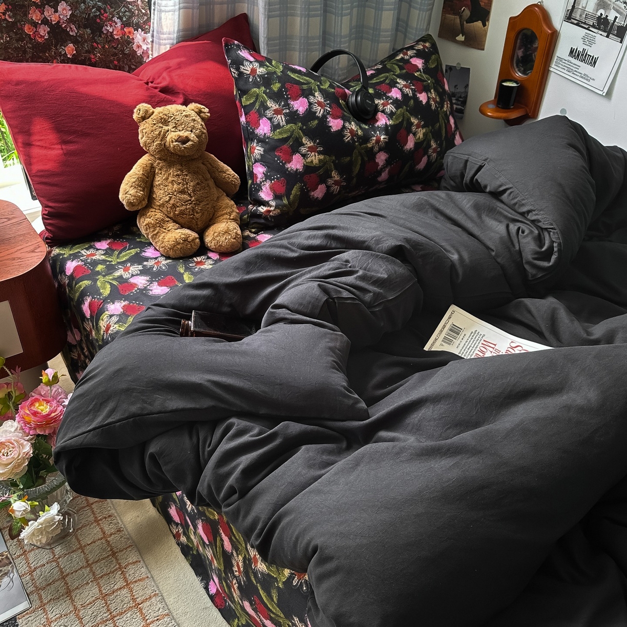 91家纺网 家纺一手货源 找家纺 花伞家居 2025新款小众高级感纯色花卉拼色加厚水洗棉四件套【提供买家秀】 番喜-黑