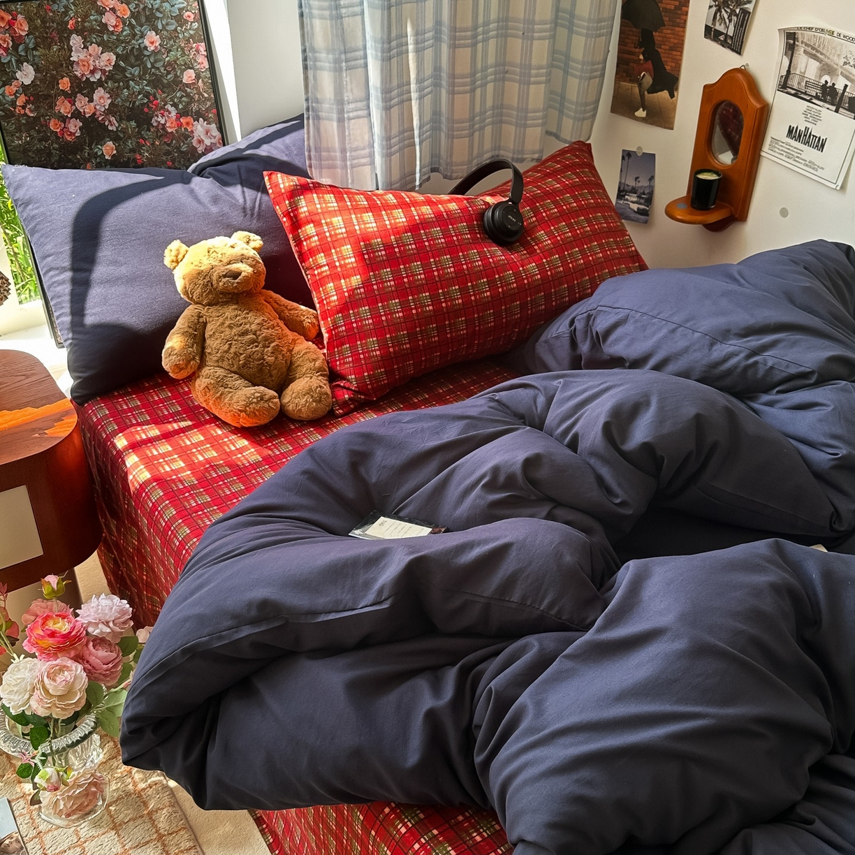 91家纺网 家纺一手货源 找家纺 花伞家居 2025新款小众高级感纯色花卉拼色加厚水洗棉四件套【提供买家秀】 问仟-藏蓝