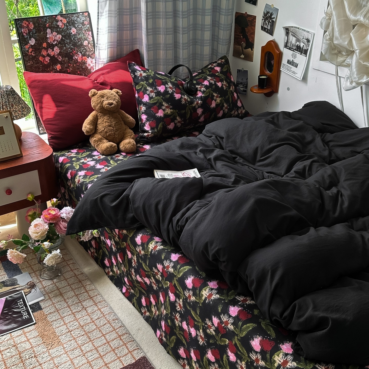 91家纺网 家纺一手货源 找家纺 花伞家居 2025新款小众高级感纯色花卉拼色加厚水洗棉四件套【提供买家秀】 番喜-黑