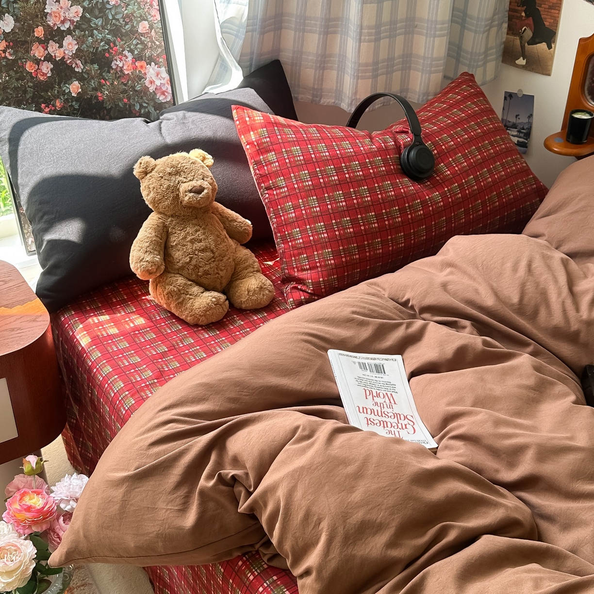 91家纺网 家纺一手货源 找家纺 花伞家居 2025新款小众高级感纯色花卉拼色加厚水洗棉四件套【提供买家秀】 问仟-焦糖