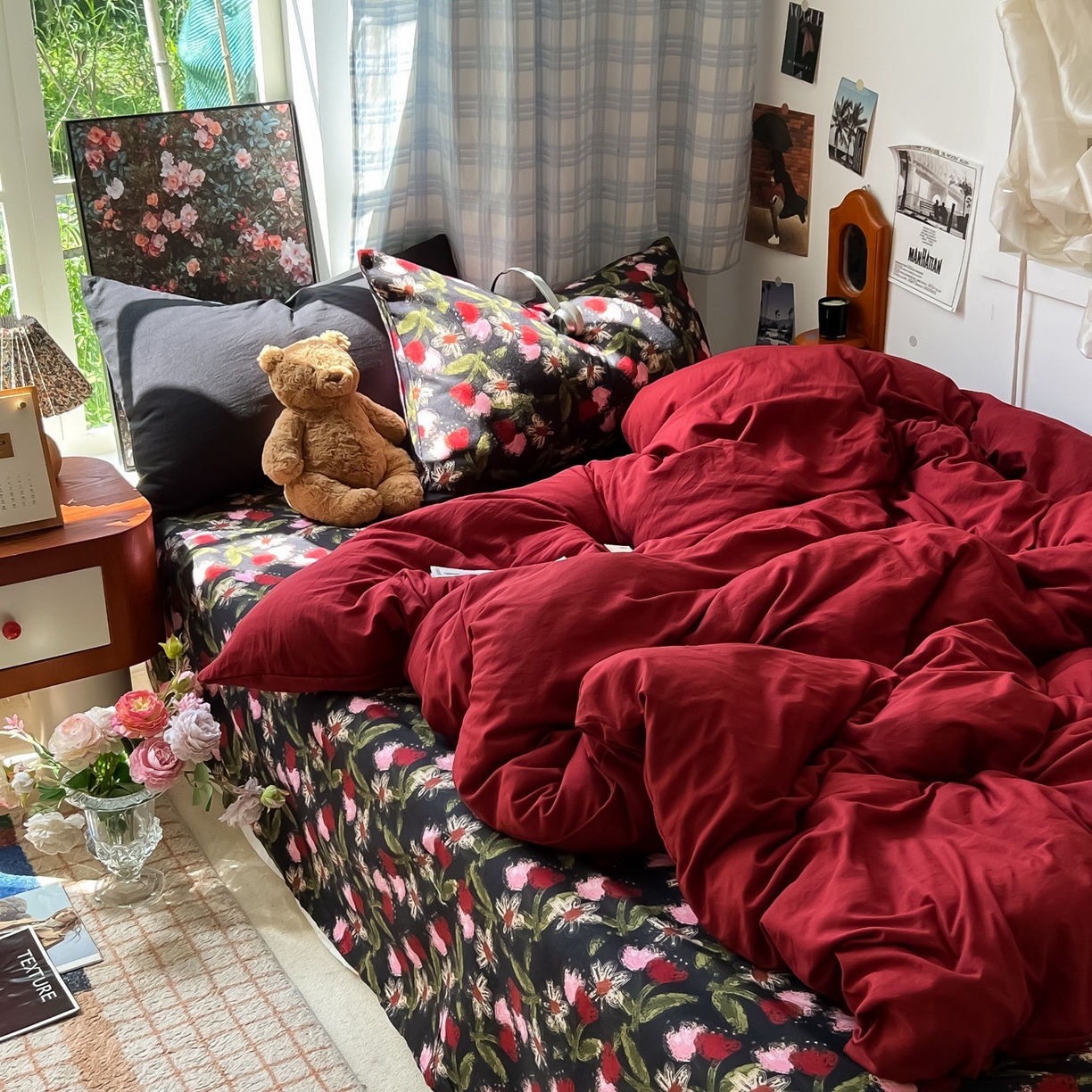 91家纺网 家纺一手货源 找家纺 花伞家居 2025新款小众高级感纯色花卉拼色加厚水洗棉四件套【提供买家秀】 番喜-红