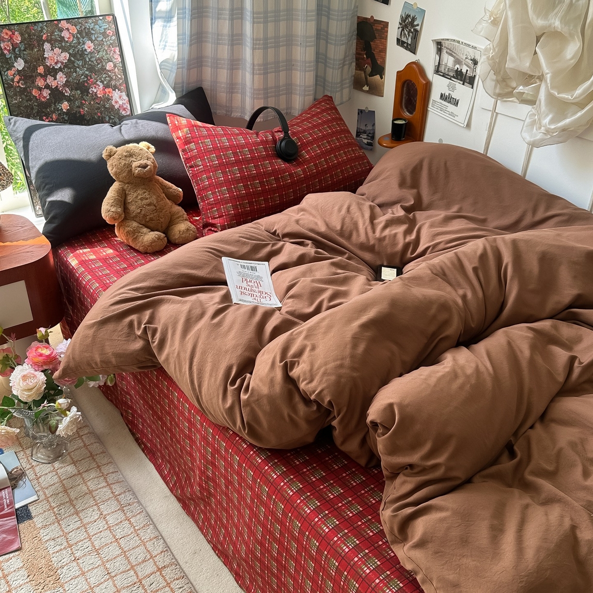 91家纺网 家纺一手货源 找家纺 花伞家居 2025新款小众高级感纯色花卉拼色加厚水洗棉四件套【提供买家秀】 问仟-焦糖