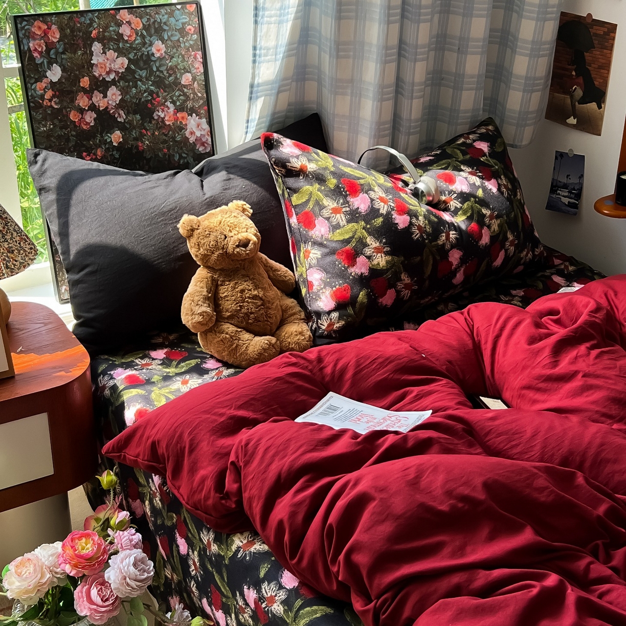 91家纺网 家纺一手货源 找家纺 （总）花伞家居 2025新款小众高级感纯色花卉拼色加厚水洗棉四件套【提供买家秀】