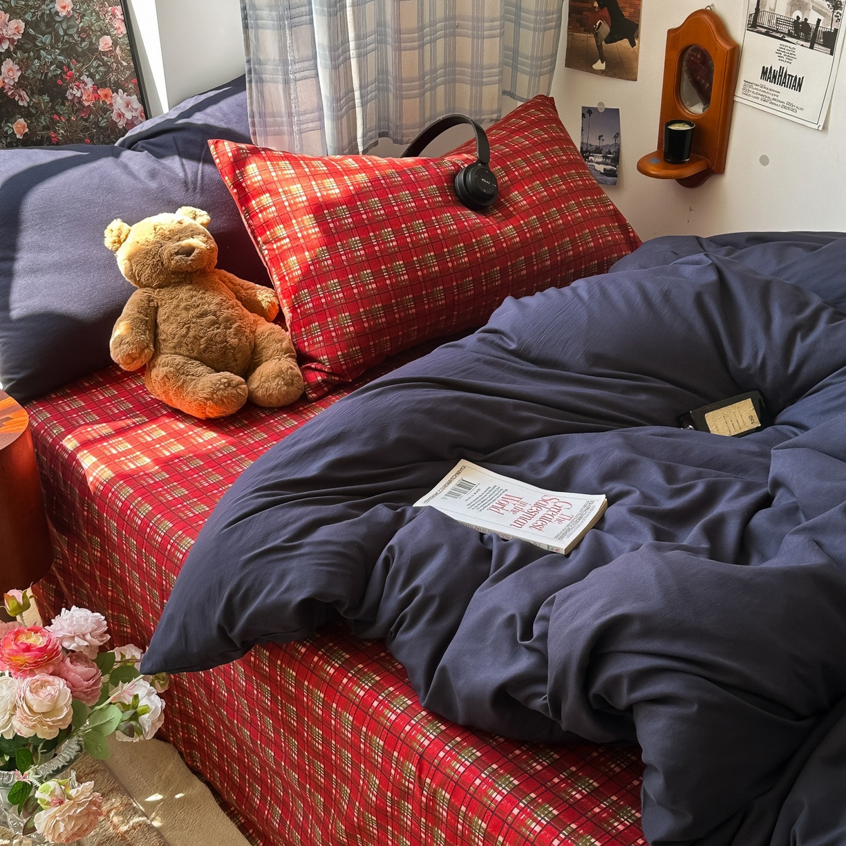 91家纺网 家纺一手货源 找家纺 花伞家居 2025新款小众高级感纯色花卉拼色加厚水洗棉四件套【提供买家秀】 问仟-藏蓝