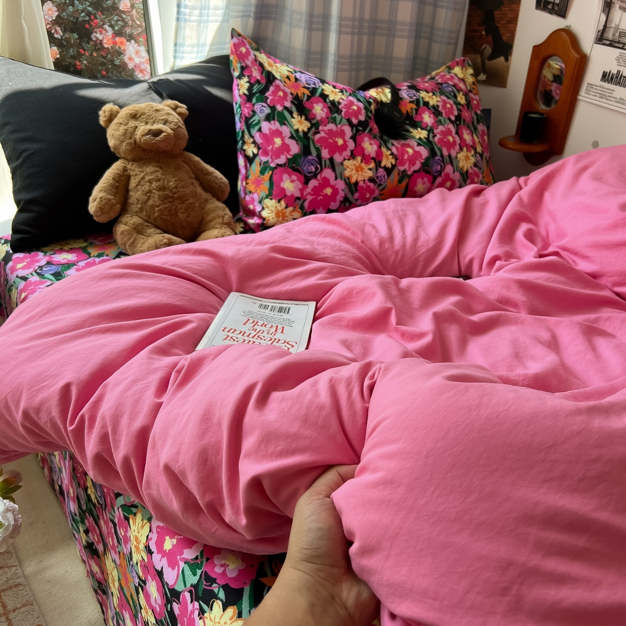 91家纺网 家纺一手货源 找家纺 花伞家居 2025新款小众高级感纯色花卉拼色加厚水洗棉四件套【提供买家秀】 椿屿-玫红