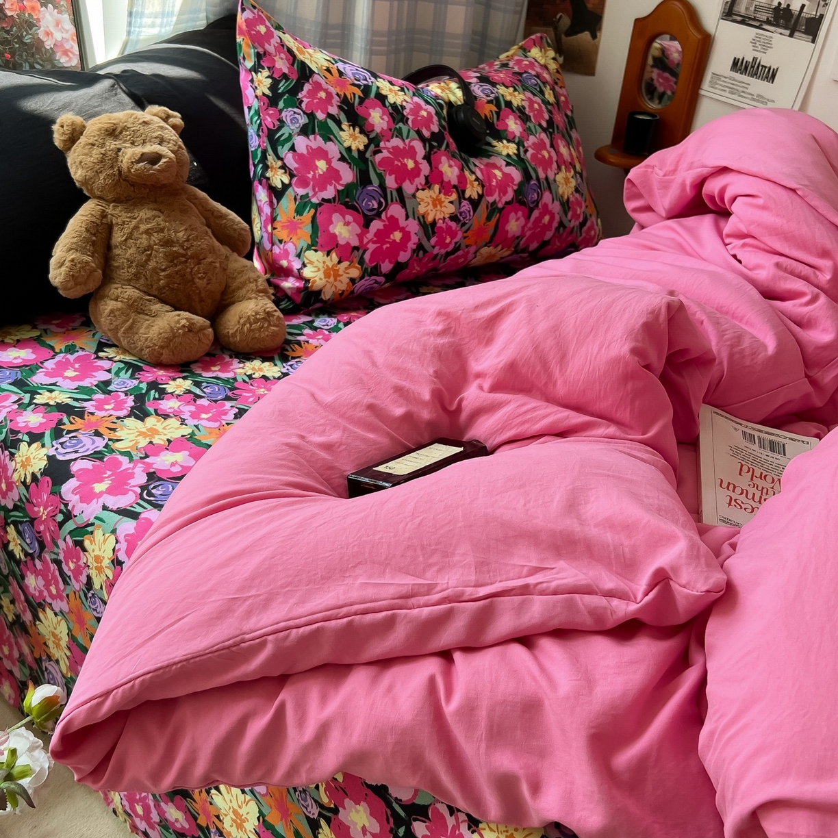 91家纺网 家纺一手货源 找家纺 花伞家居 2025新款小众高级感纯色花卉拼色加厚水洗棉四件套【提供买家秀】 椿屿-玫红