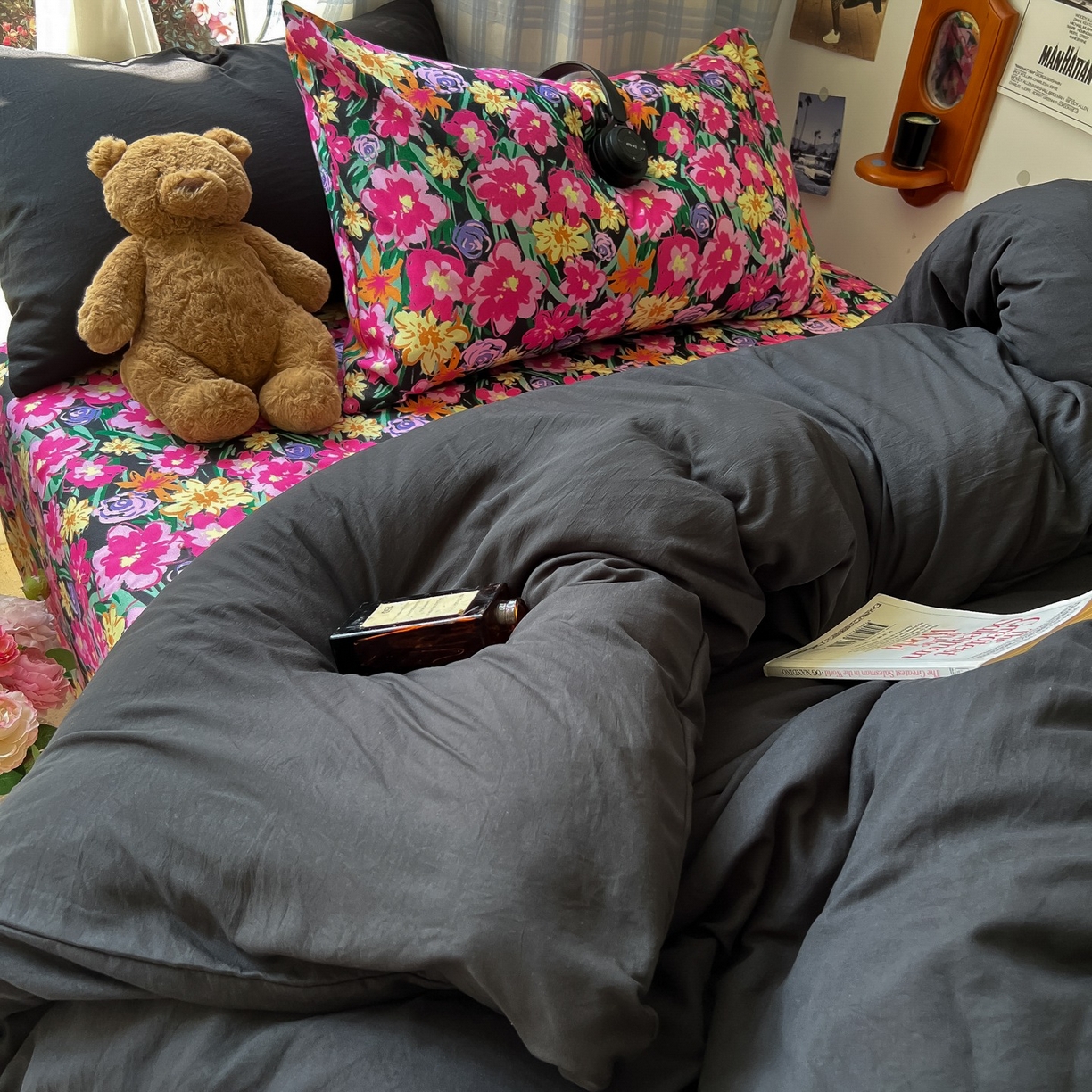 91家纺网 家纺一手货源 找家纺 花伞家居 2025新款小众高级感纯色花卉拼色加厚水洗棉四件套【提供买家秀】 椿屿-黑