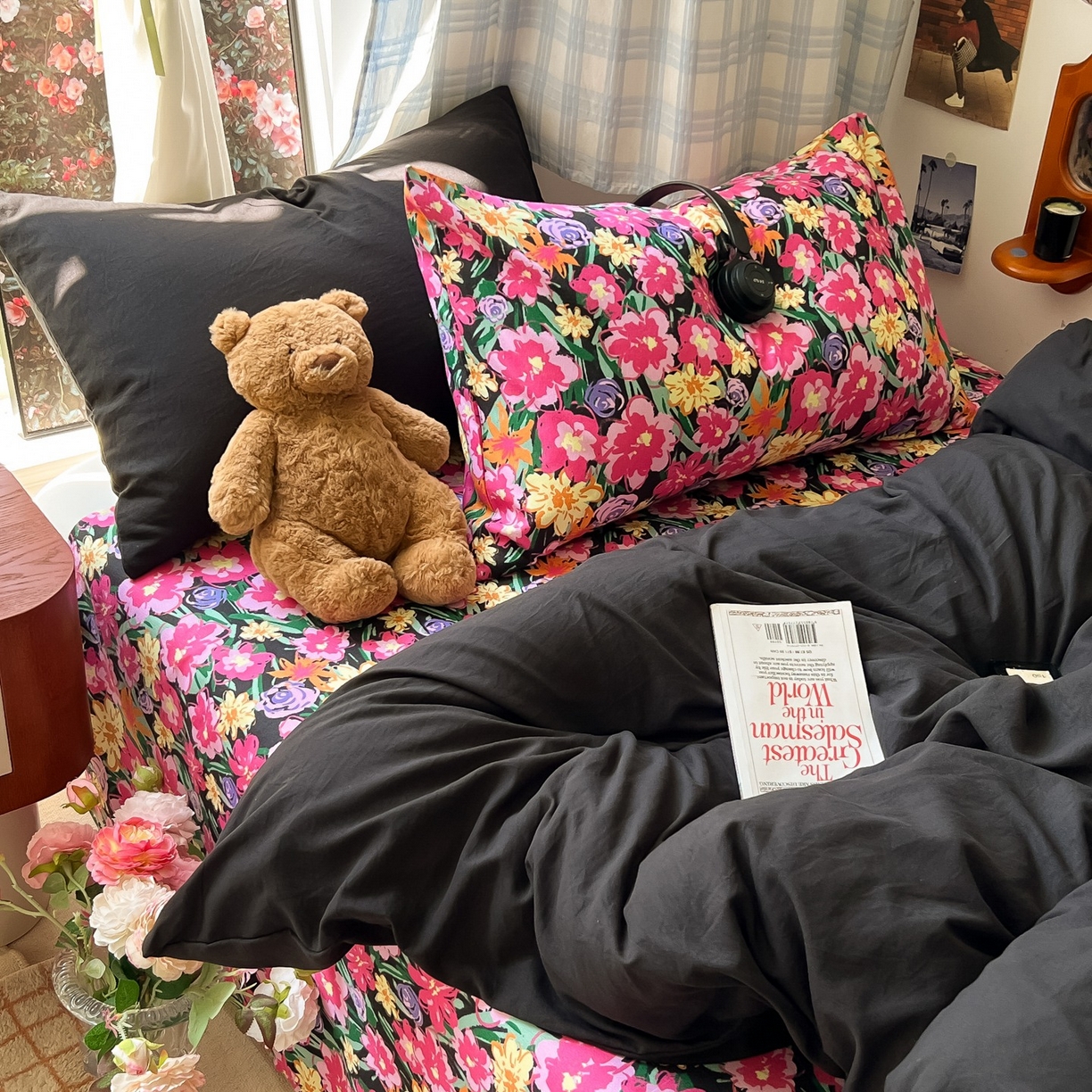 91家纺网 家纺一手货源 找家纺 花伞家居 2025新款小众高级感纯色花卉拼色加厚水洗棉四件套【提供买家秀】 椿屿-黑