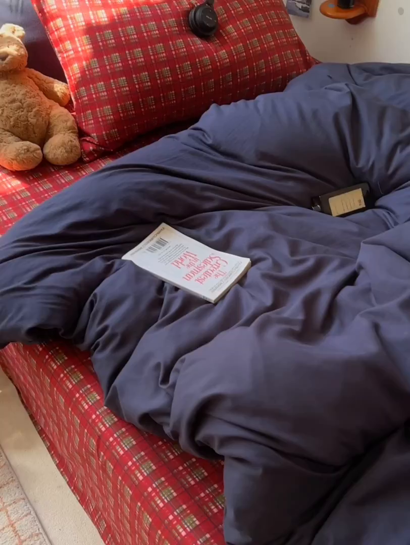 91家纺网 家纺一手货源 找家纺 花伞家居 2025新款小众高级感纯色花卉拼色加厚水洗棉四件套【提供买家秀】 问仟-藏蓝