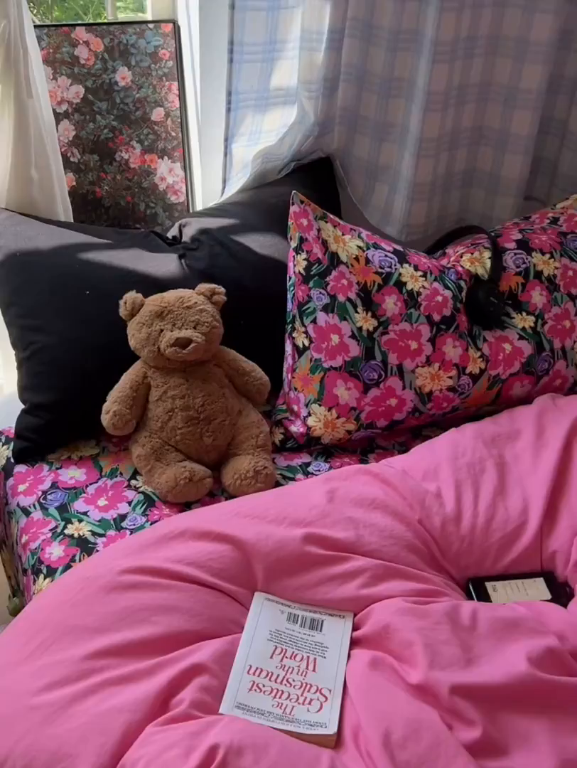 91家纺网 家纺一手货源 找家纺 花伞家居 2025新款小众高级感纯色花卉拼色加厚水洗棉四件套【提供买家秀】 椿屿-玫红