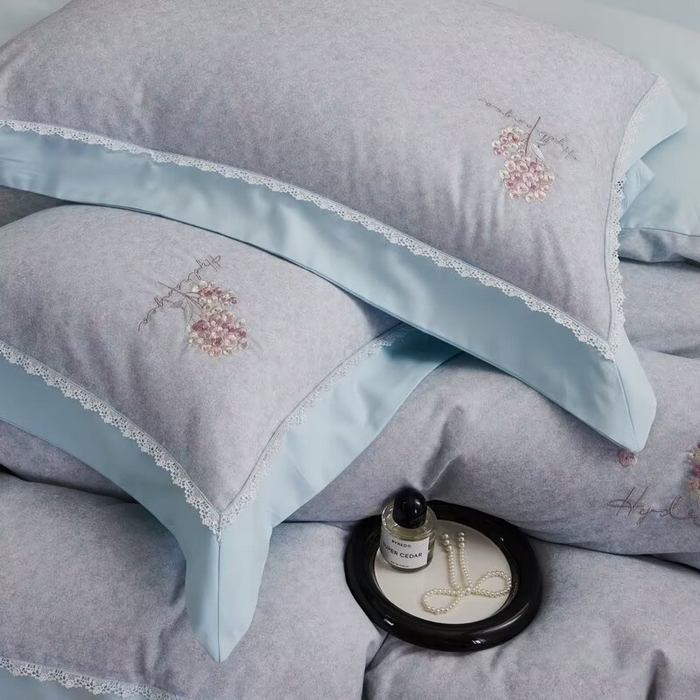 91家纺网 家纺一手货源 找家纺 玖玖爱家纺 2025新款160支花边长绒棉纯棉四件套-卡曼 卡曼-浅兰