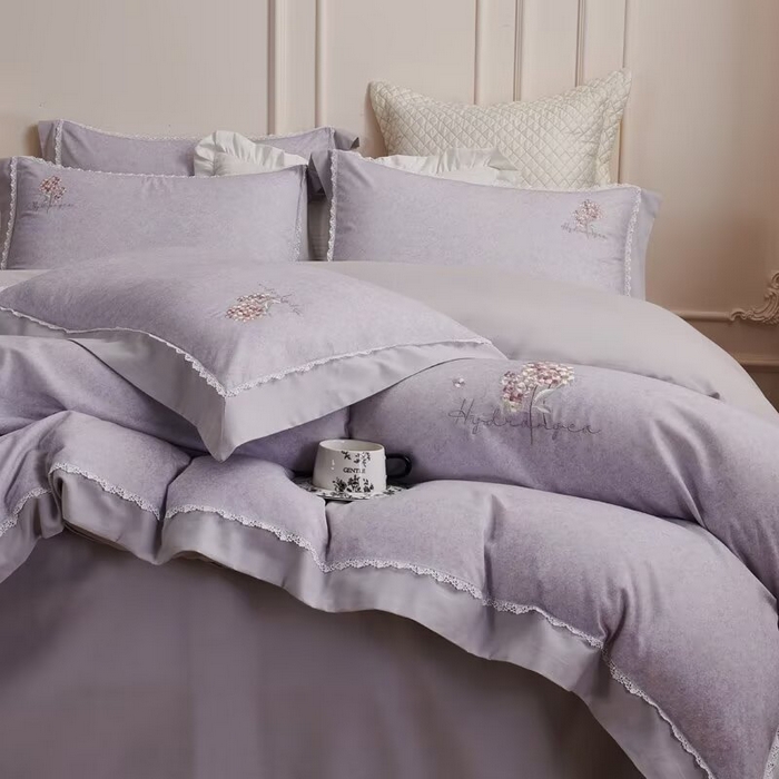 91家纺网 家纺一手货源 找家纺 玖玖爱家纺 2025新款160支花边长绒棉纯棉四件套-卡曼 卡曼-朱草灰