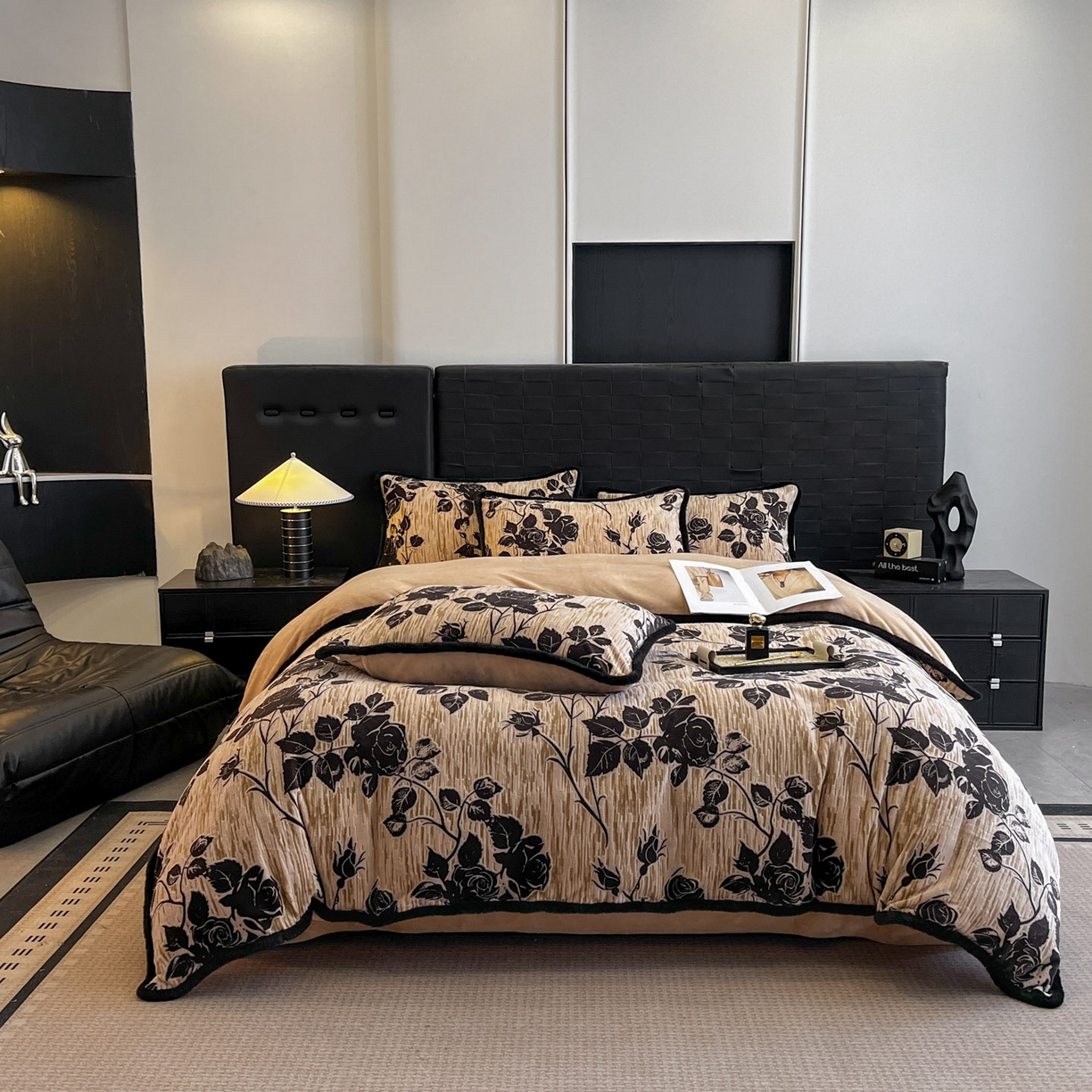 91家纺网 家纺一手货源 找家纺 （总）狂想家 2025新款包边加厚雕花牛奶绒四件套