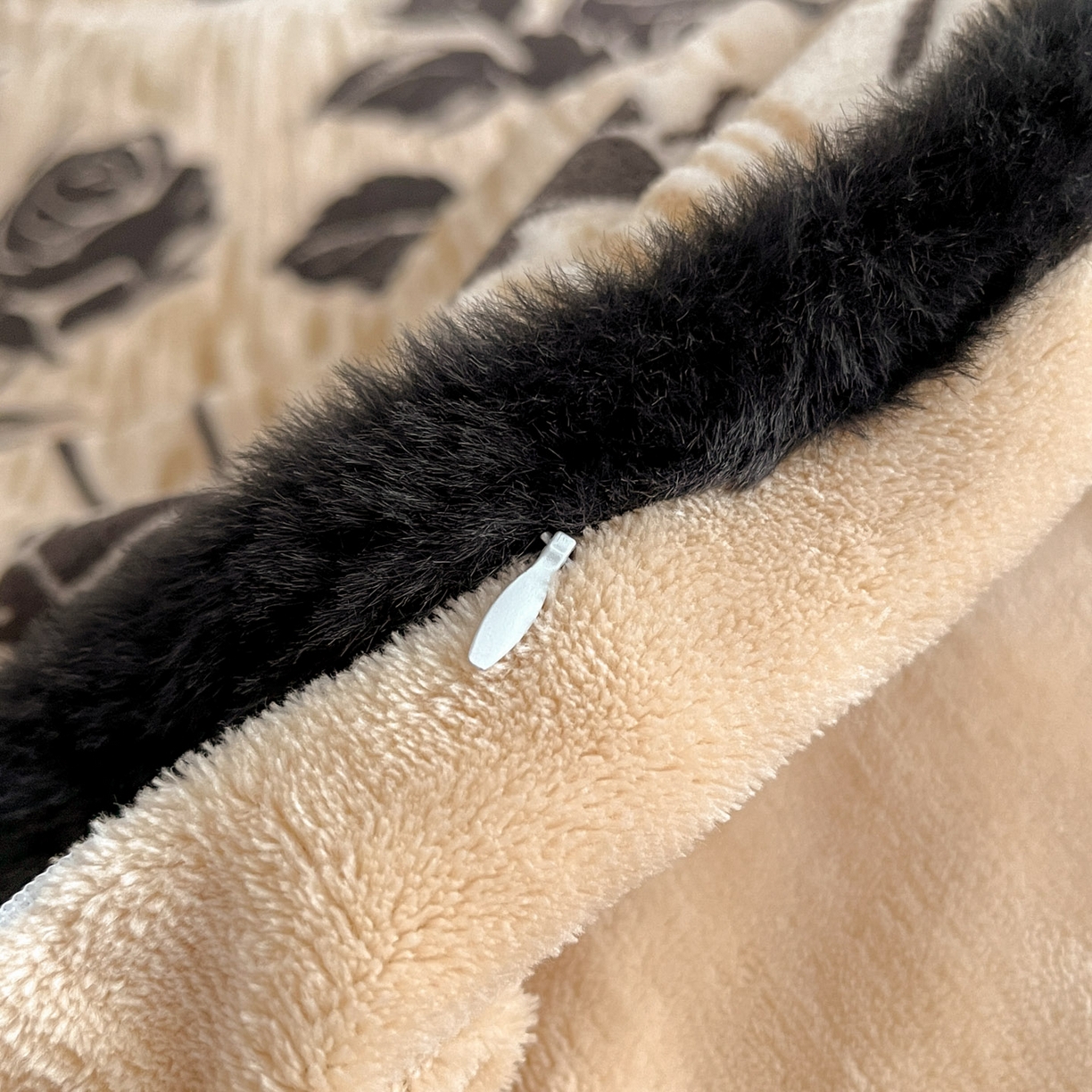 91家纺网 家纺一手货源 找家纺 （总）狂想家 2025新款包边加厚雕花牛奶绒四件套