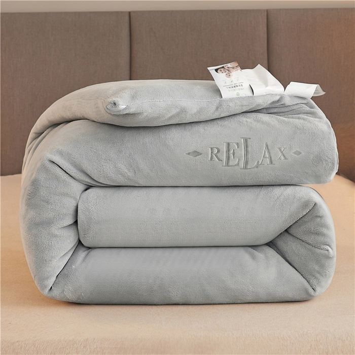 91家纺网 家纺一手货源 找家纺 美梦里 2025新款A类大豆纤维双面刺绣牛奶绒冬被芯春秋被子 暖阳灰