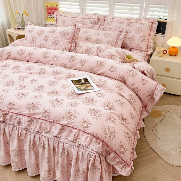 91家纺网 家纺一手货源 找家纺 缦彩 2025新款韩版全棉公主风夹棉床裙四件套纯棉花边加厚床罩套件 清韵-粉