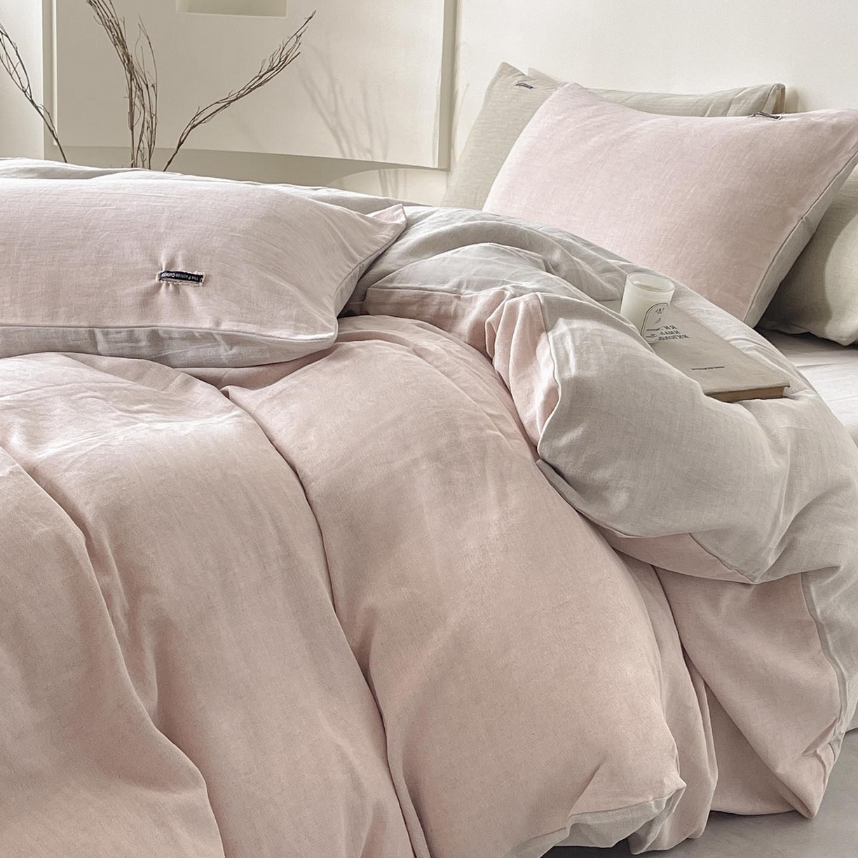 91家纺网 家纺一手货源 找家纺 2025新款休闲风超柔棉麻四件套简约纯棉全棉复古风素色亚麻高端床上用品四季通用 安缦-粉