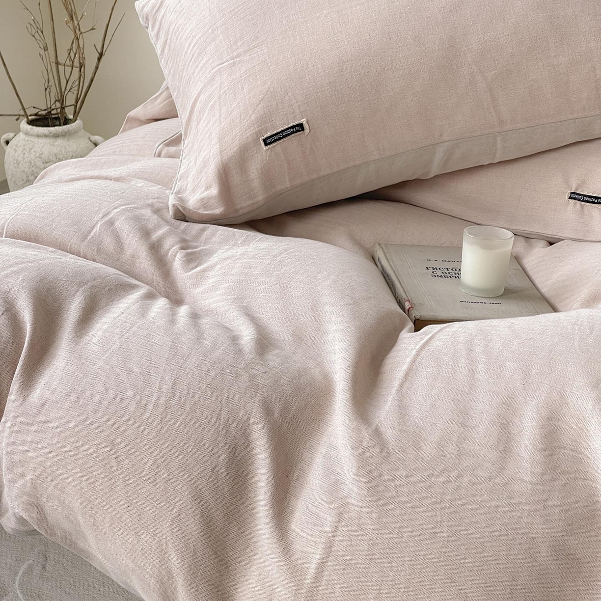 91家纺网 家纺一手货源 找家纺 2025新款休闲风超柔棉麻四件套简约纯棉全棉复古风素色亚麻高端床上用品四季通用 安缦-粉