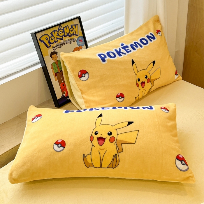 91家纺网 家纺一手货源 找家纺 暮思家居 2025新款正版授权宝可梦数码印花高克重加厚保暖牛奶绒四件套 绒大版-闪电皮卡丘