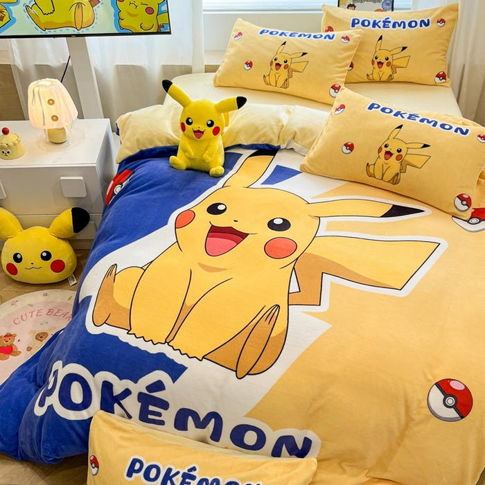 91家纺网 家纺一手货源 找家纺 暮思家居 2025新款正版授权宝可梦数码印花高克重加厚保暖牛奶绒四件套 绒大版-闪电皮卡丘