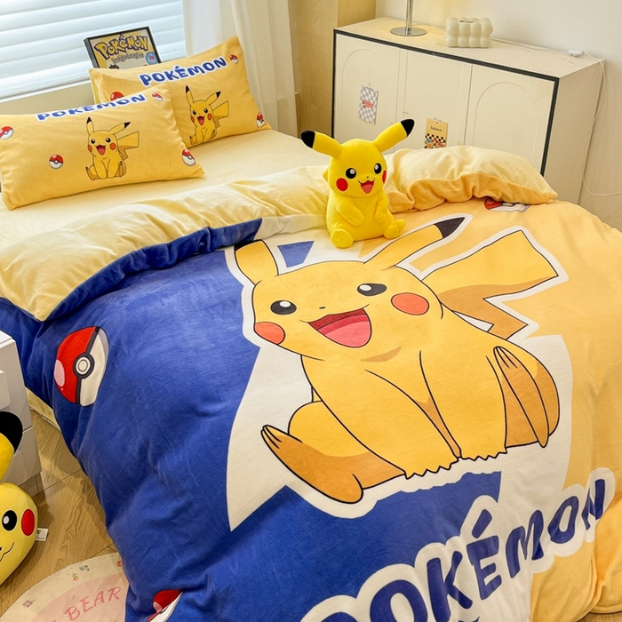 91家纺网 家纺一手货源 找家纺 暮思家居 2025新款正版授权宝可梦数码印花高克重加厚保暖牛奶绒四件套 绒大版-闪电皮卡丘