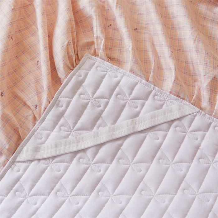 91家纺网 家纺一手货源 找家纺 缦彩 2025新款韩版100%全棉公主风夹棉床裙纯棉花边加厚床罩单件 卡曼-粉