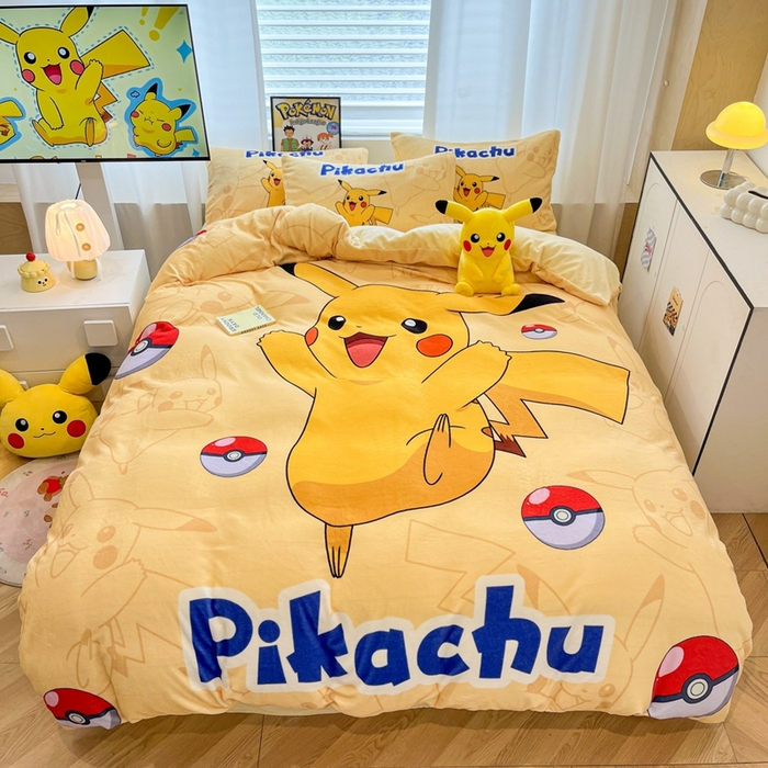 91家纺网 家纺一手货源 找家纺 暮思家居 2025新款正版授权宝可梦数码印花高克重加厚保暖牛奶绒四件套 绒大版-神奇宝贝