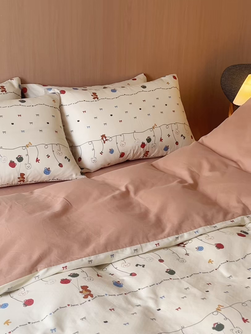 91家纺网 家纺一手货源 找家纺 千朵森 2025新款亲肤舒适高品质双层纱套件四件套-西海 西海—派对