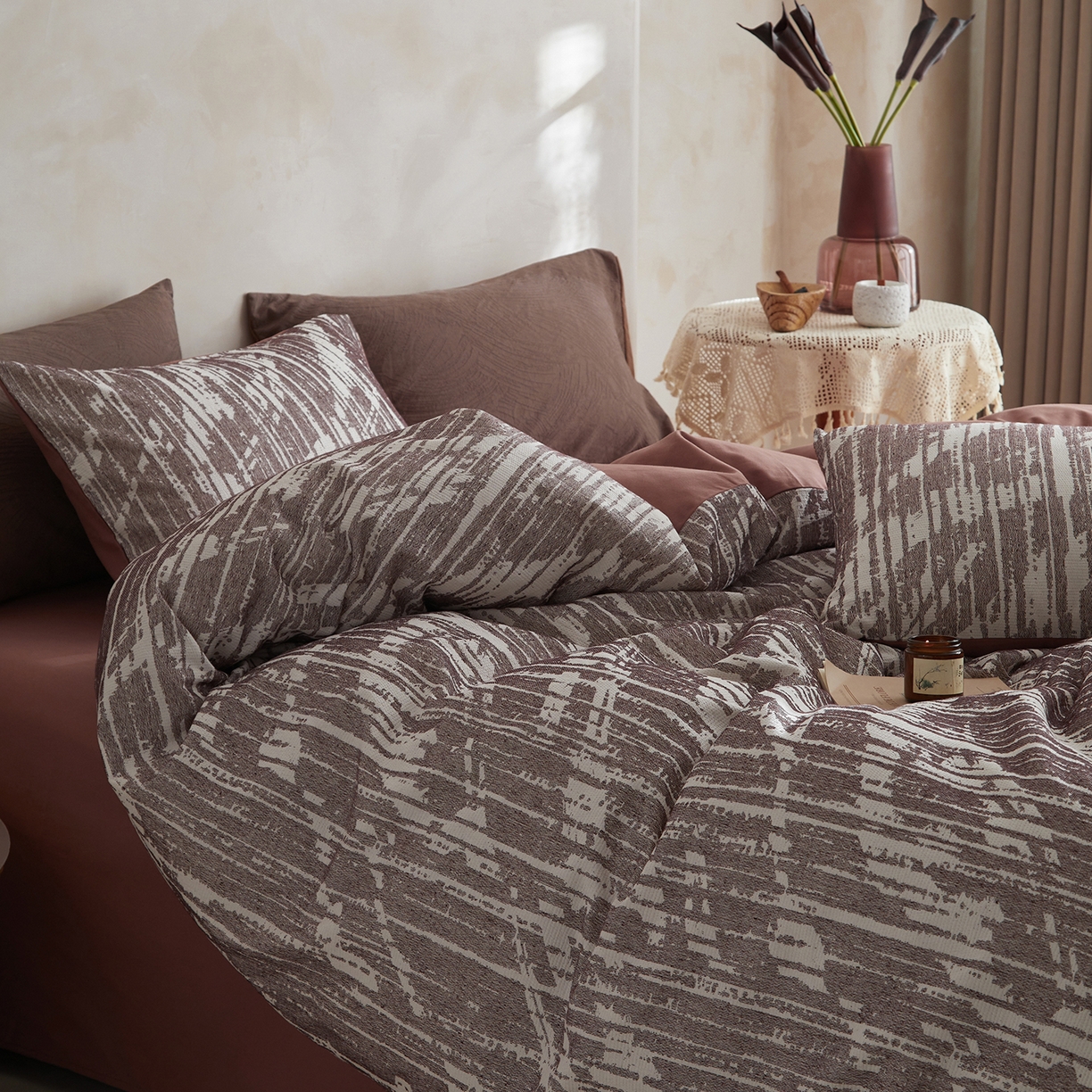 91家纺网 家纺一手货源 找家纺 简宜家居（朝初家纺） 2025新款全棉提花纯棉加厚磨毛四件套 墨纹-枫丹