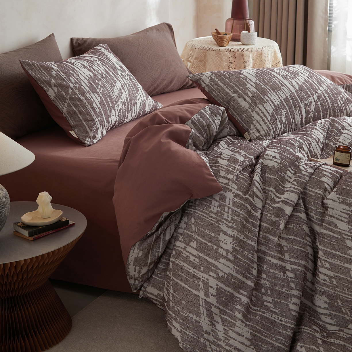 91家纺网 家纺一手货源 找家纺 简宜家居（朝初家纺） 2025新款全棉提花纯棉加厚磨毛四件套 墨纹-枫丹