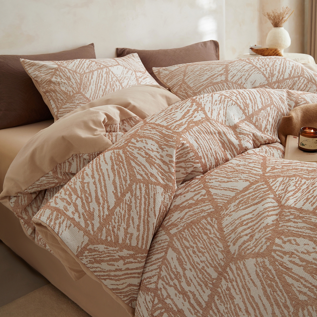 91家纺网 家纺一手货源 找家纺 简宜家居（朝初家纺） 2025新款全棉提花纯棉加厚磨毛四件套 梦枝-粉琼