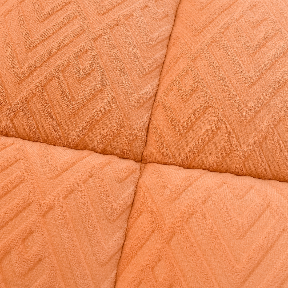 91家纺网 家纺一手货源 找家纺 金灵居 2025新款雕花牛奶绒床垫羊羔绒床垫床褥子跨境外贸 橙拼白