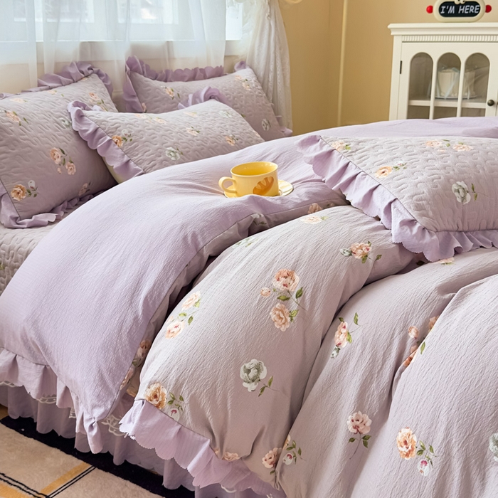 91家纺网 家纺一手货源 找家纺 艺慕 2025款双层蕾丝大花边床盖 紫菱花园