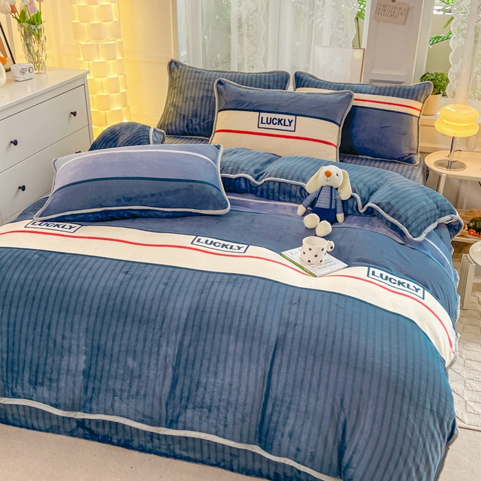 91家纺网 家纺一手货源 找家纺 518家纺 2025新高克重200g卡通印花牛奶绒四件套（支持定制）清风韵律