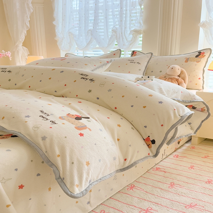 91家纺网 家纺一手货源 找家纺 518家纺 2025新高克重200g卡通印花牛奶绒四件套（支持定制）童趣星海